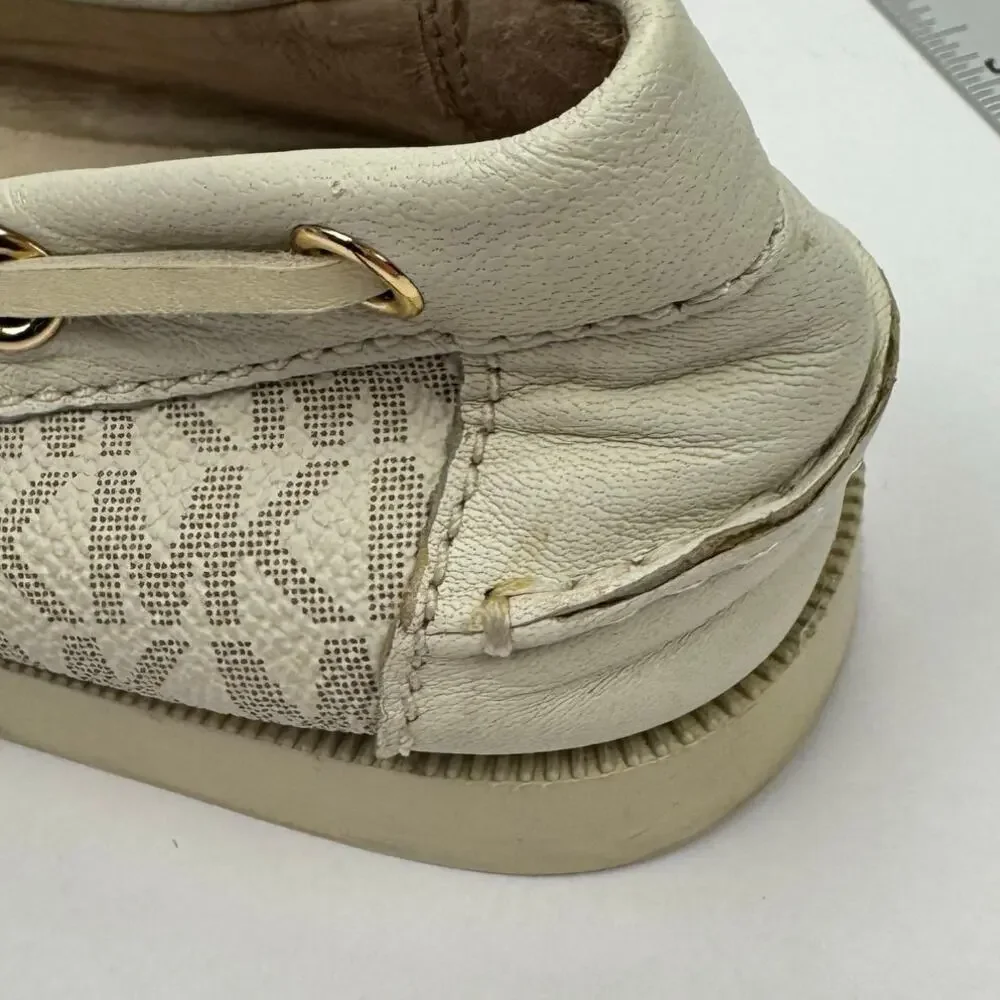 MK Michael Michael Kors Cream Logo Print Bow Moccasins Loafers Flats 7.5 Preppy - Picture 12 of 13